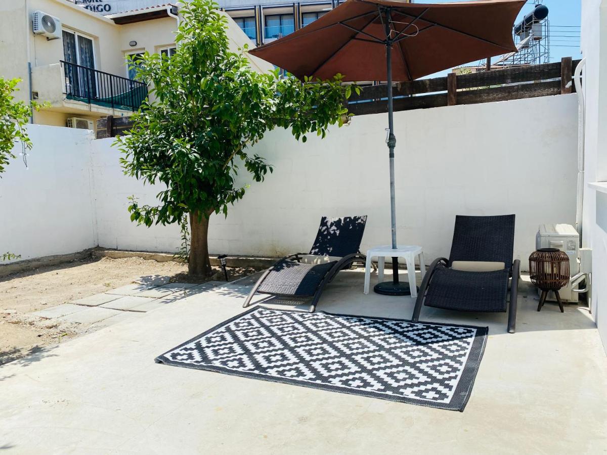 Serena'S 2-Br Apartment In Larnaca Buitenkant foto